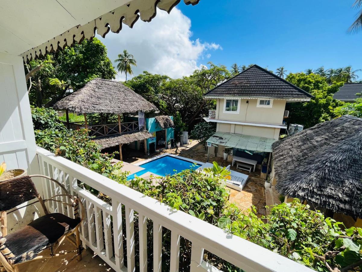 Ebb & Flow Paje Exterior photo